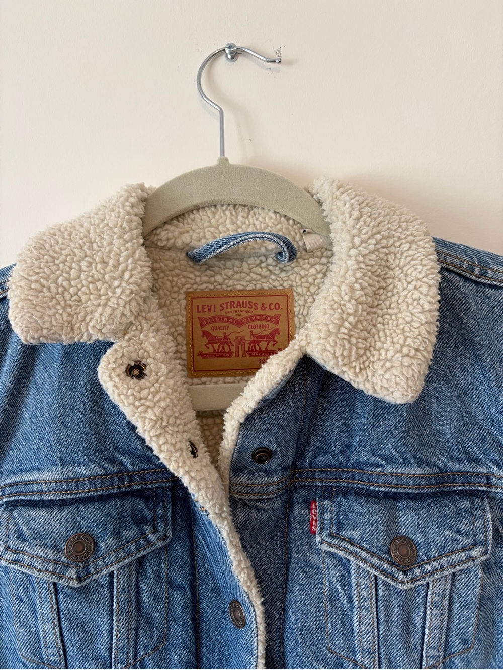Levi's Blue Denim Sherpa Collar Jacket - Picture 9 of 12